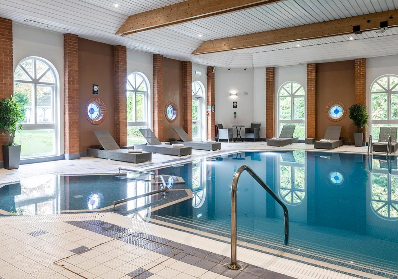 Hogs Back Hotel & Spa Nr Farnham Luaran gambar