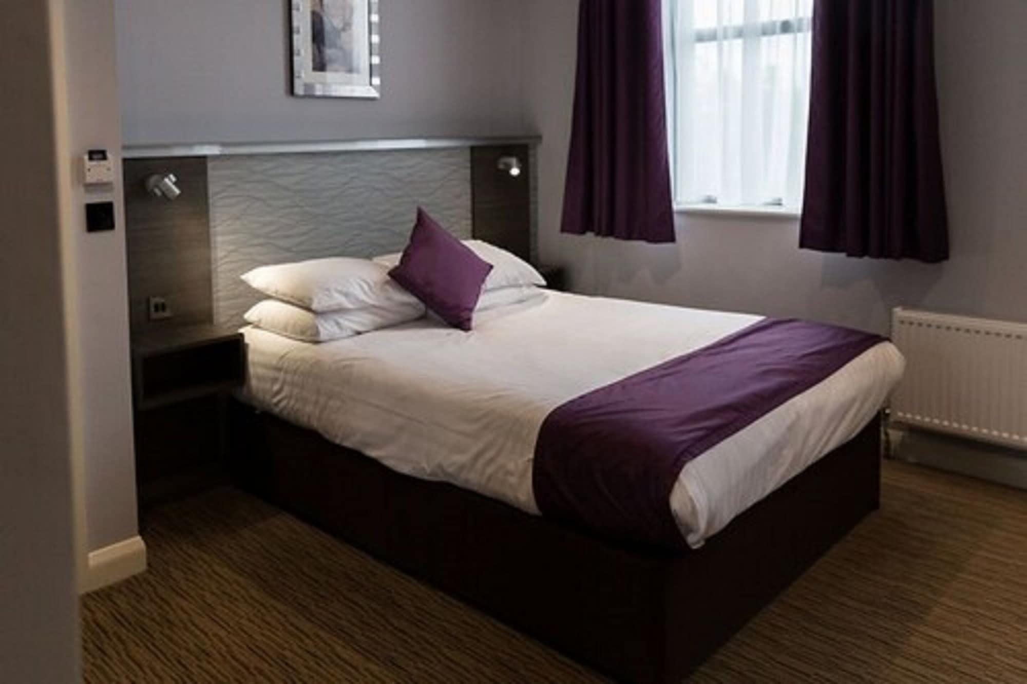 Hogs Back Hotel & Spa Nr Farnham Luaran gambar