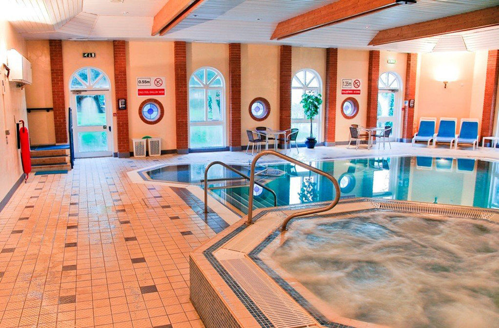 Hogs Back Hotel & Spa Nr Farnham Luaran gambar